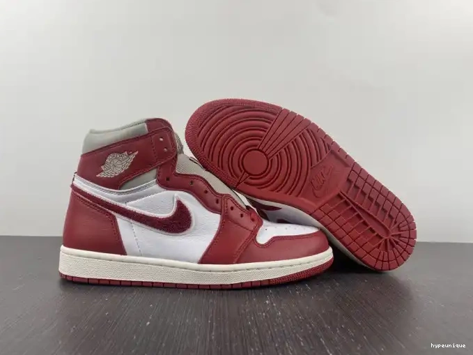 HYPE High Chenille Jordan DJ4891-061 OG 1 (W) Newstalgia 0408